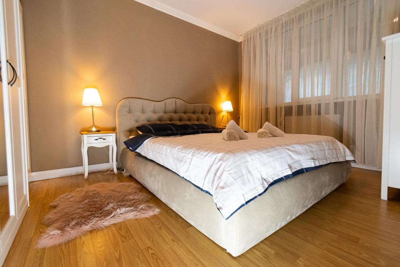 Central Apt. Near Afi Mall, 5 Mins To The Old Town By Car *