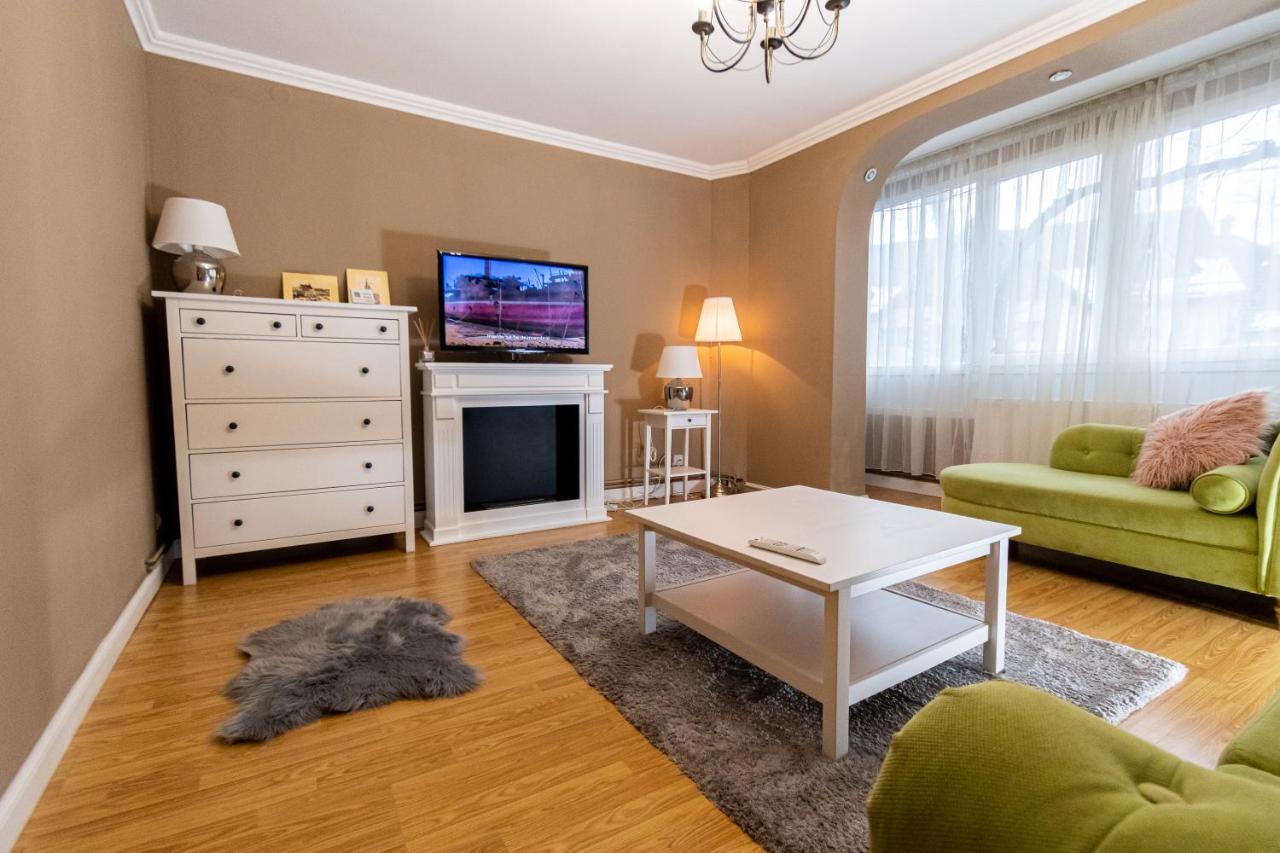 Appartamento Central Apt. Near Afi Mall, 5 Mins To The Old Town By Car *