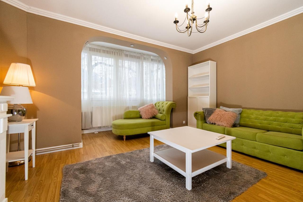 Central Apt. Near Afi Mall, 5 Mins To The Old Town By Car Apartment *