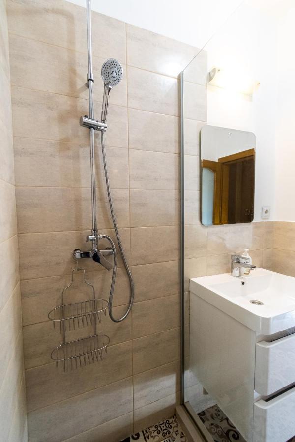 Central Apt. Near Afi Mall, 5 Mins To The Old Town By Car Braşov